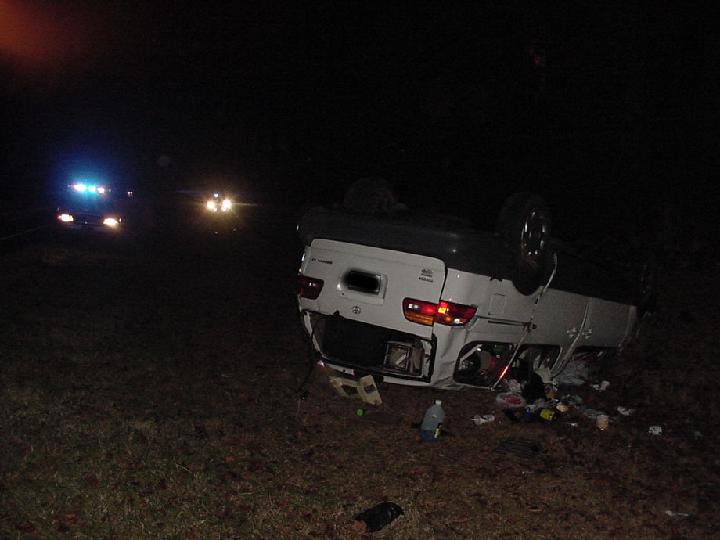 i77exit23overturned11-27-06 009 